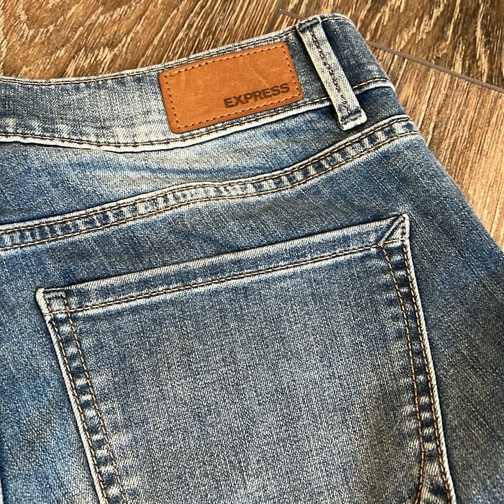 Express Jeans - Picture 12 of 12